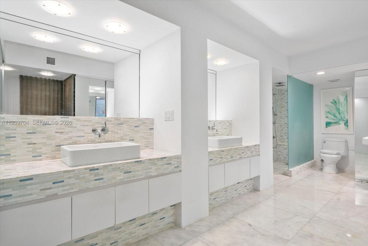 11 Island Ave, Unit 2107, Miami Beach, FL 33139 Photo