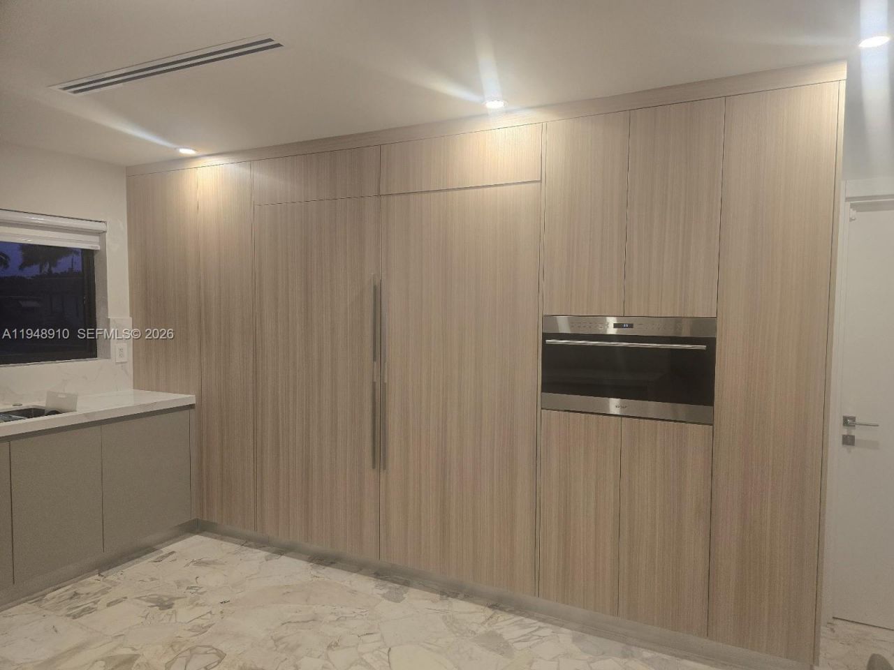 1201 Diplomat Pkwy, Hollywood, FL 33019 Photo