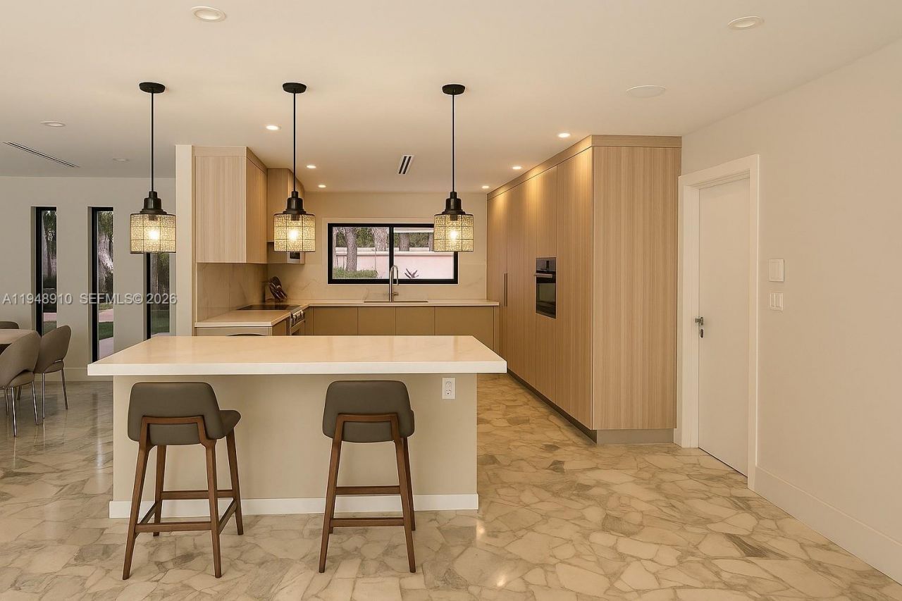 1201 Diplomat Pkwy, Hollywood, FL 33019 Photo