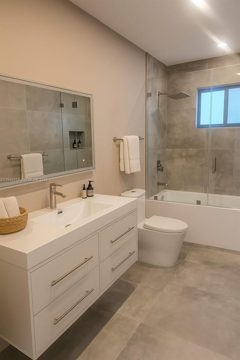 1201 Diplomat Pkwy, Hollywood, FL 33019 Photo