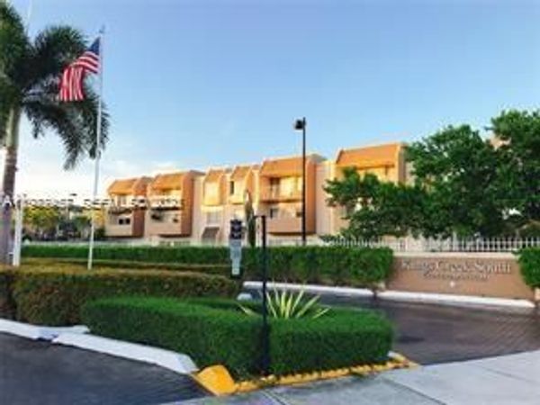 7725 SW 86th St, Unit A1-320, Miami, FL 33143