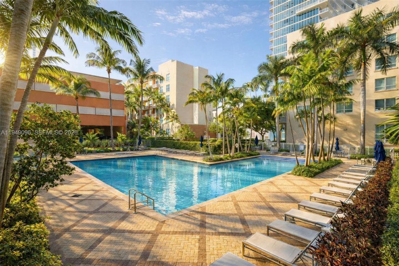 2000 N Bayshore Dr, Unit 1105, Miami, FL 33137 Photo