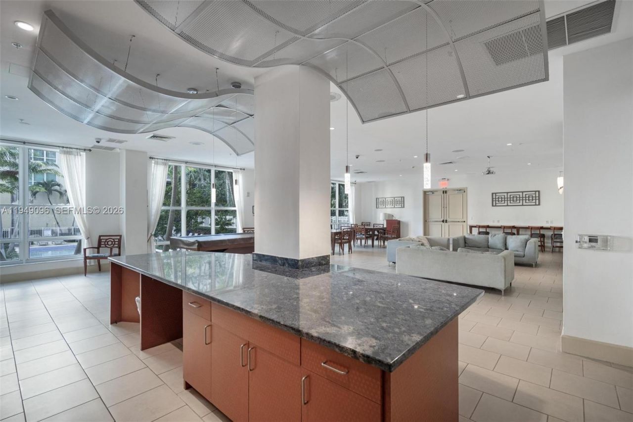 2000 N Bayshore Dr, Unit 1105, Miami, FL 33137 Photo