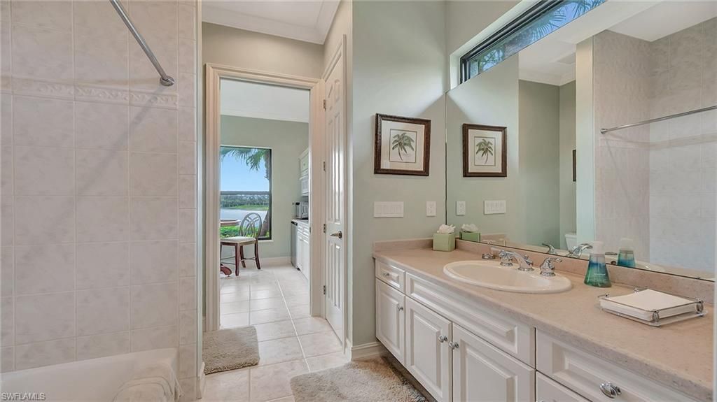 11238 Five Oaks Ln, Naples, FL 34120 Photo