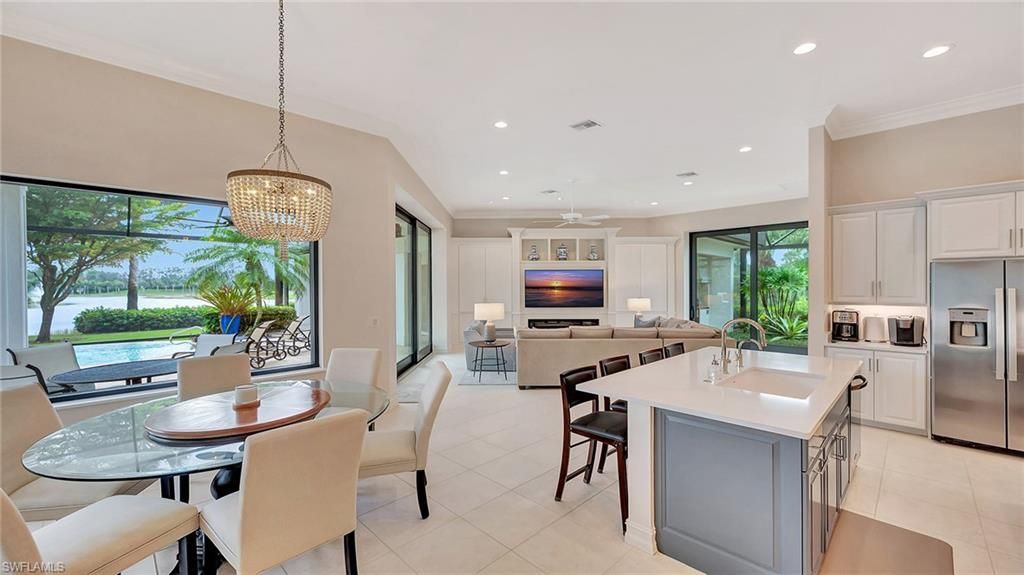 11238 Five Oaks Ln, Naples, FL 34120 Photo