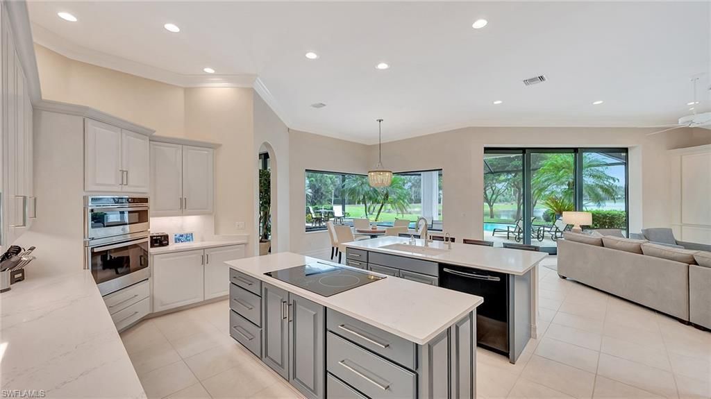 11238 Five Oaks Ln, Naples, FL 34120 Photo