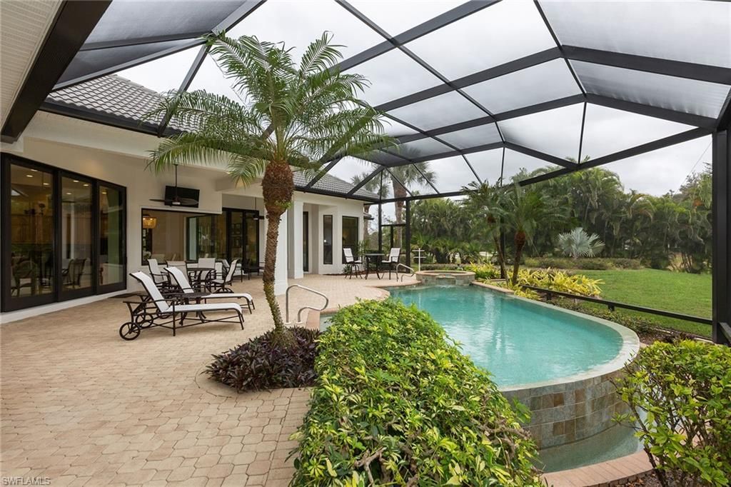 11238 Five Oaks Ln, Naples, FL 34120 Photo