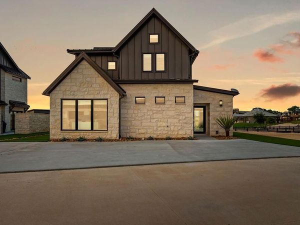355 Emma Jean Trail, Iredell, TX 76649