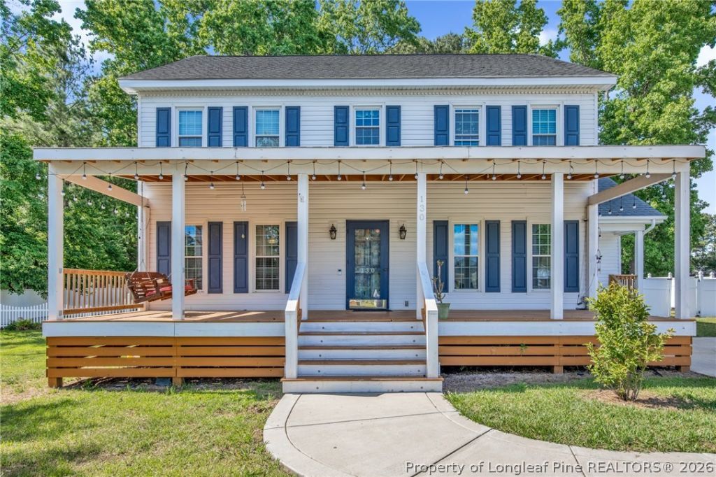 130 Red Robin Drive, Dunn, NC 28334 Main Photo