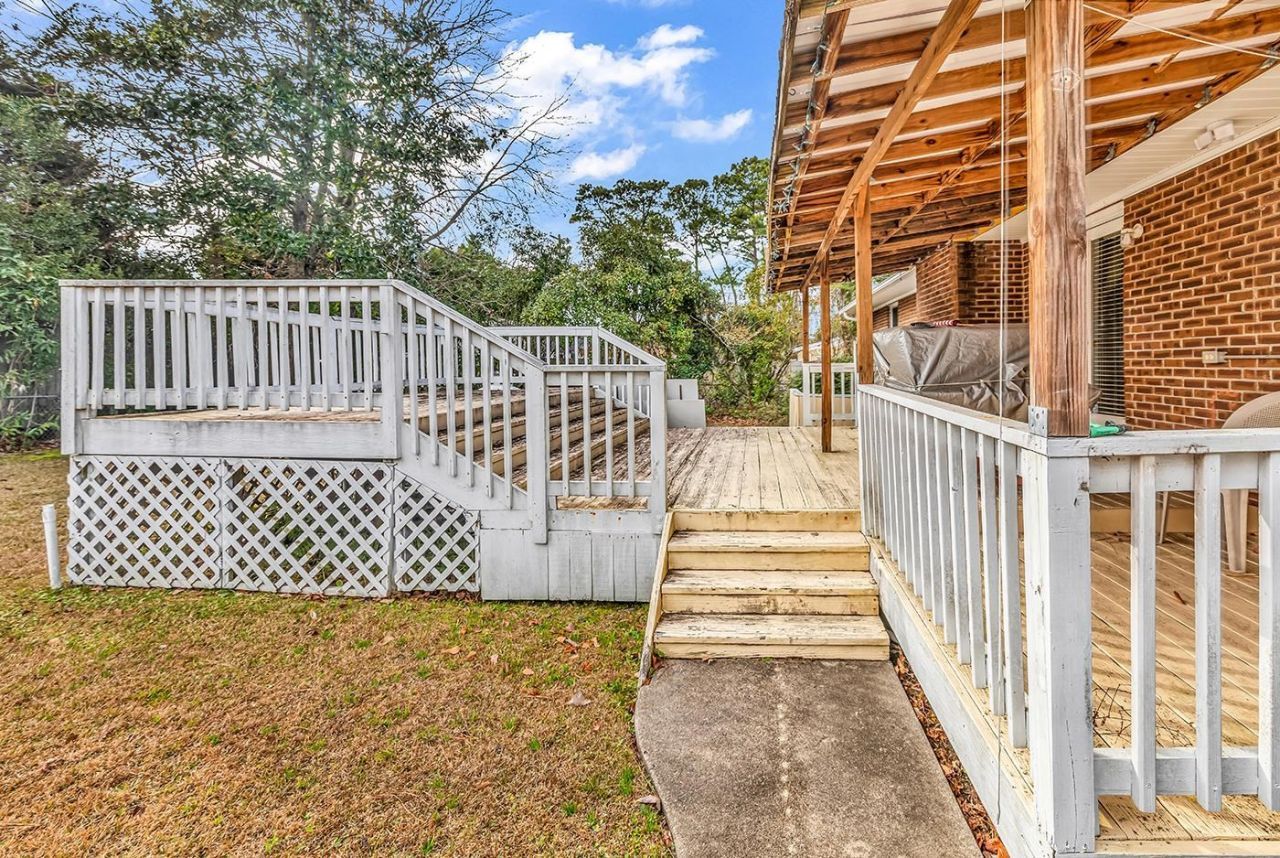 707 Anne St. Photo 29