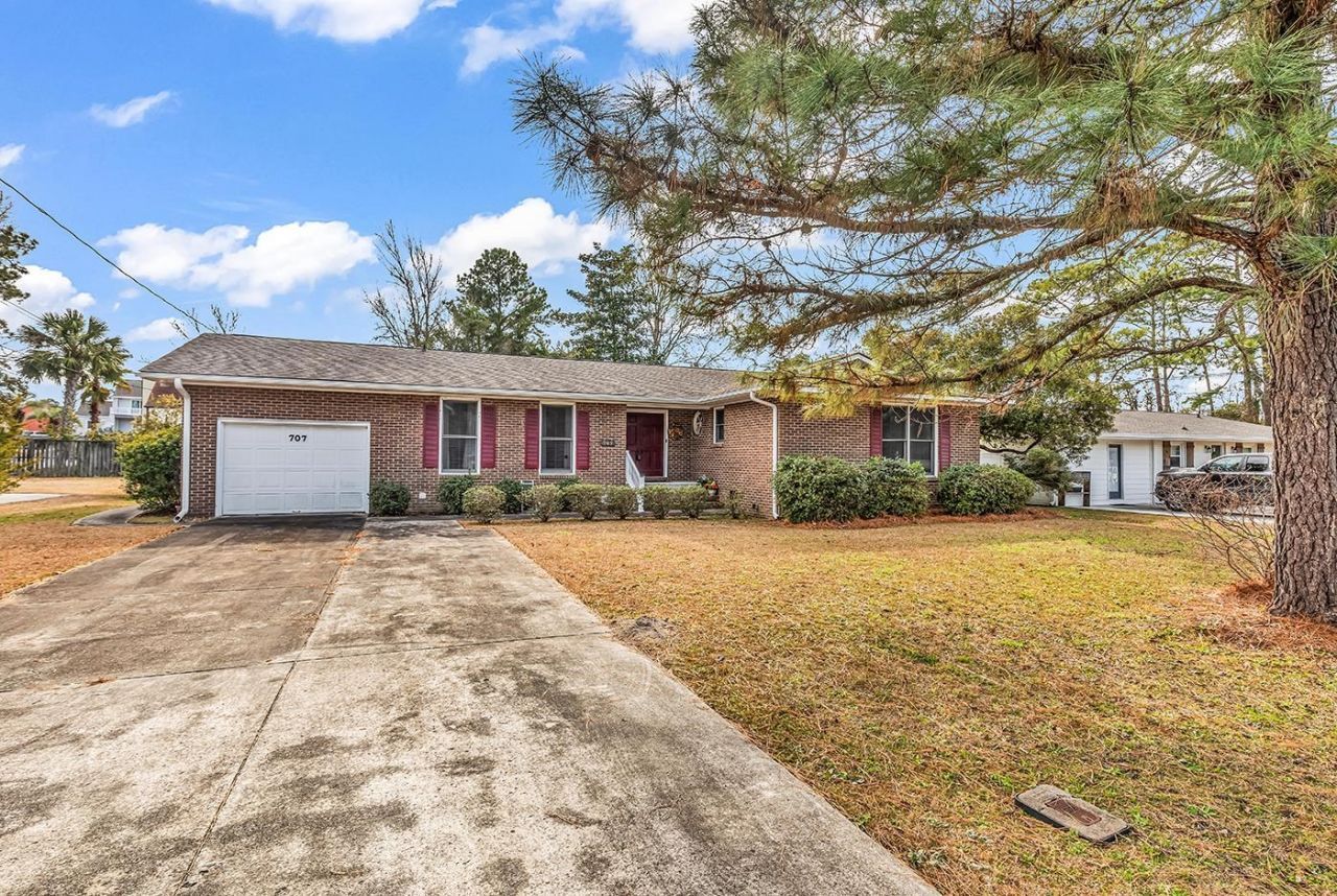 707 Anne St. Photo 30