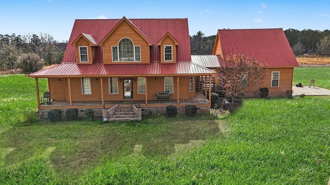 202 Highway 747 Photo 34