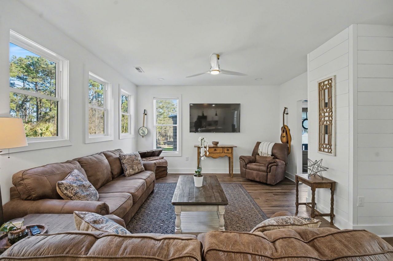 236 Brown Pelican Loop Photo 17