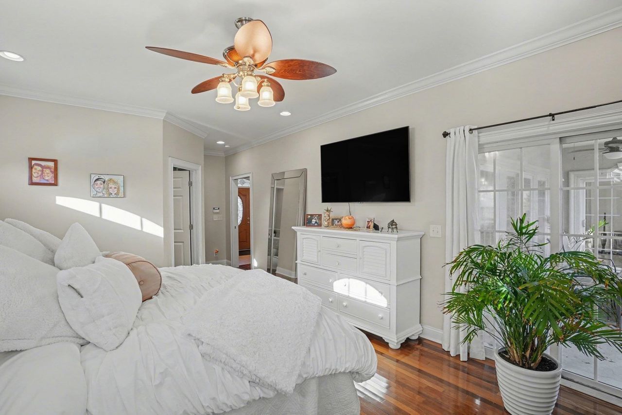 9127 Abingdon Dr. Photo 14