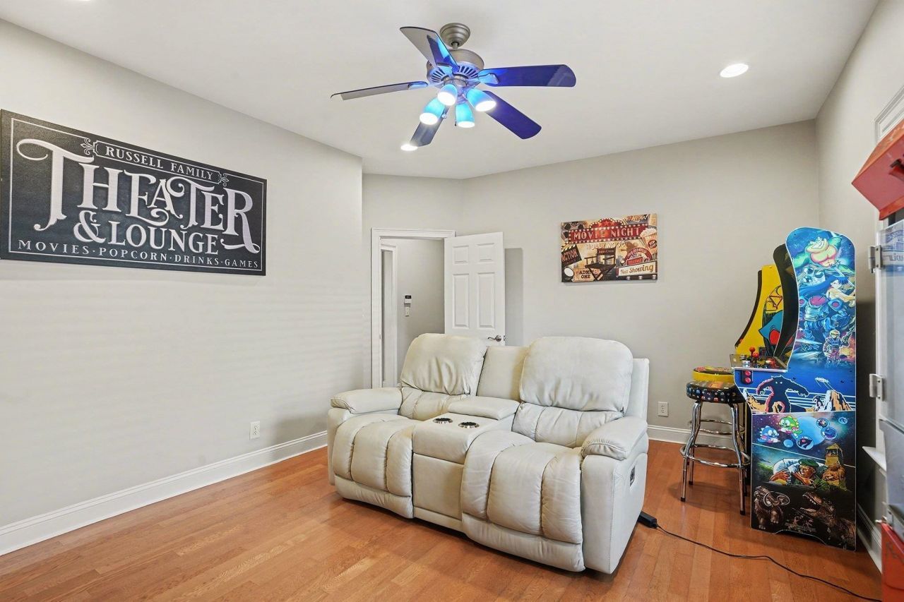 9127 Abingdon Dr. Photo 25