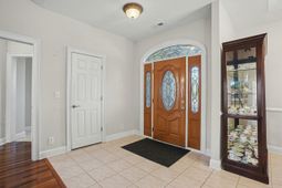 9127 Abingdon Dr. photo 4