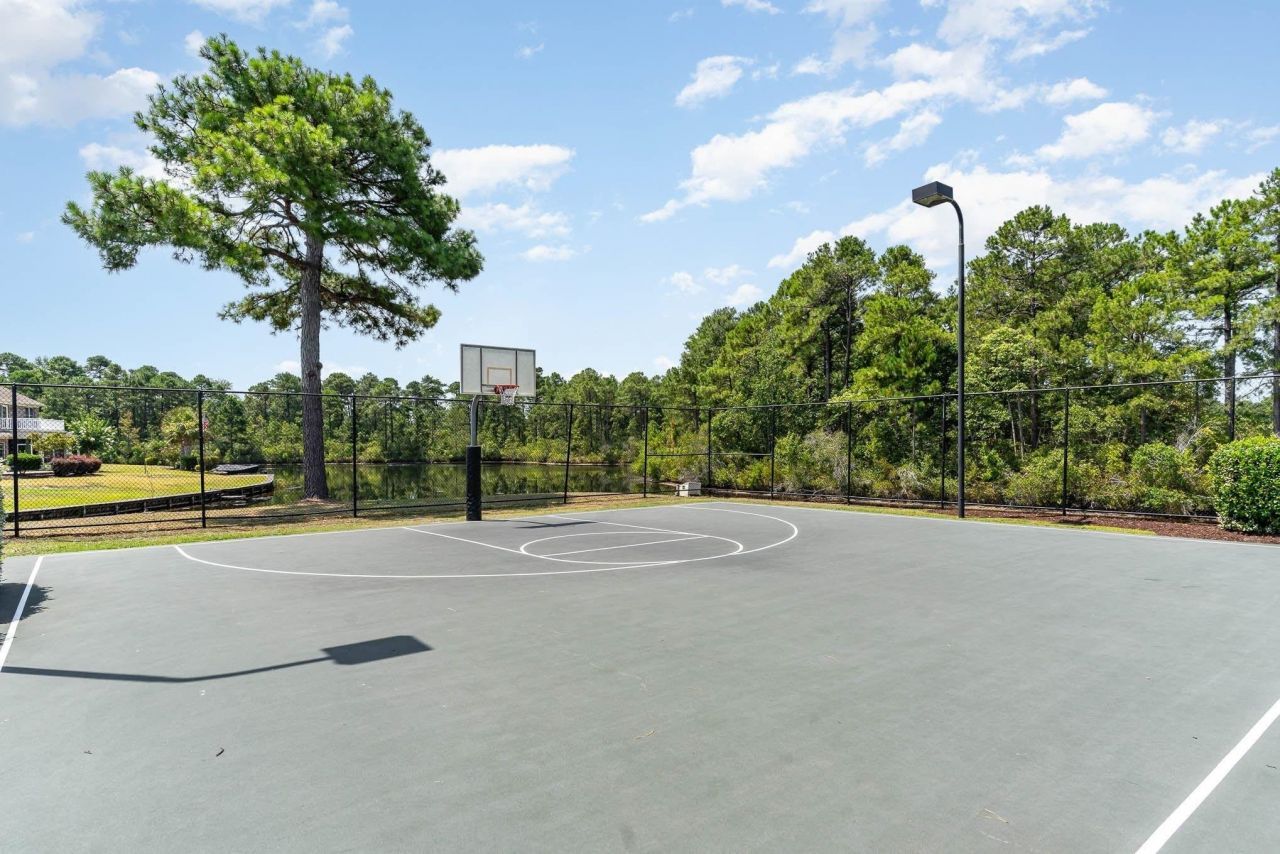 9127 Abingdon Dr. Photo 37