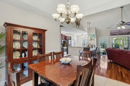 9127 Abingdon Dr. photo 4