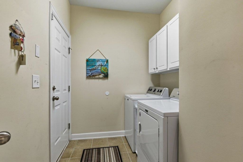 9 Alabaster Ct. Photo 24