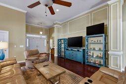 9 Alabaster Ct. photo 4