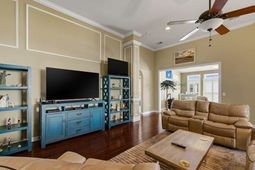 9 Alabaster Ct. photo 4