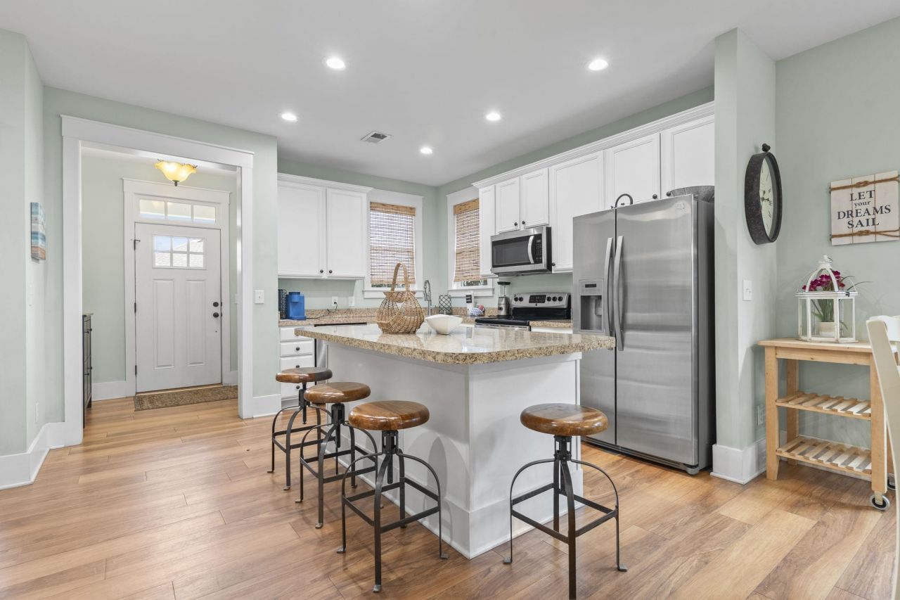 4918 Old Appleton Way Photo 13