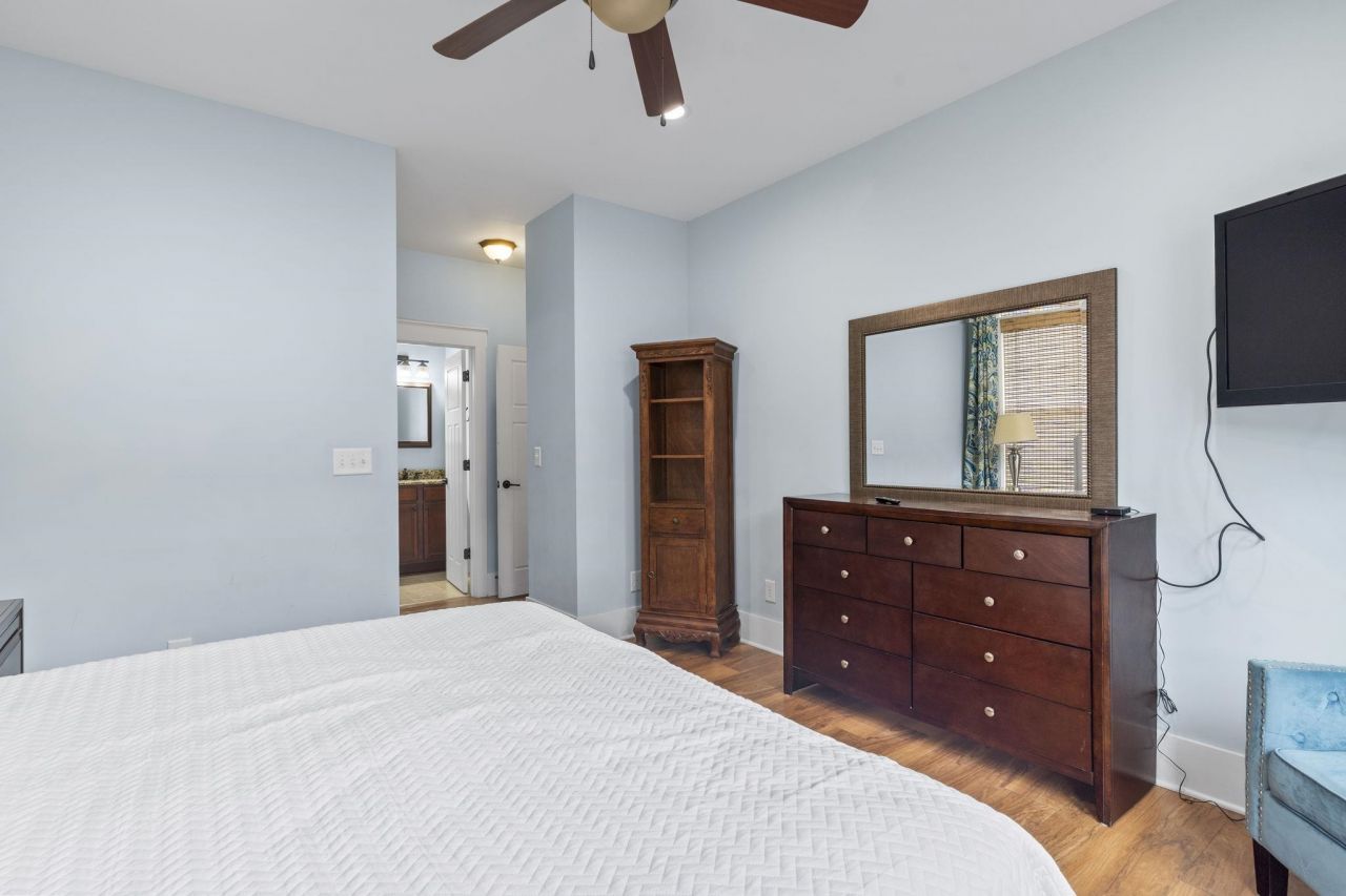 4918 Old Appleton Way Photo 18