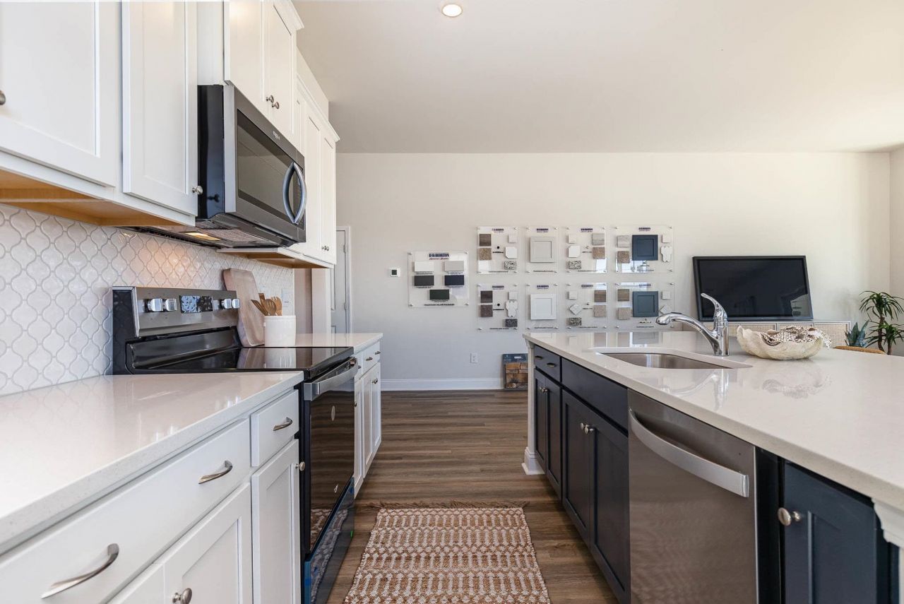 168 Bjorn Way Photo 11