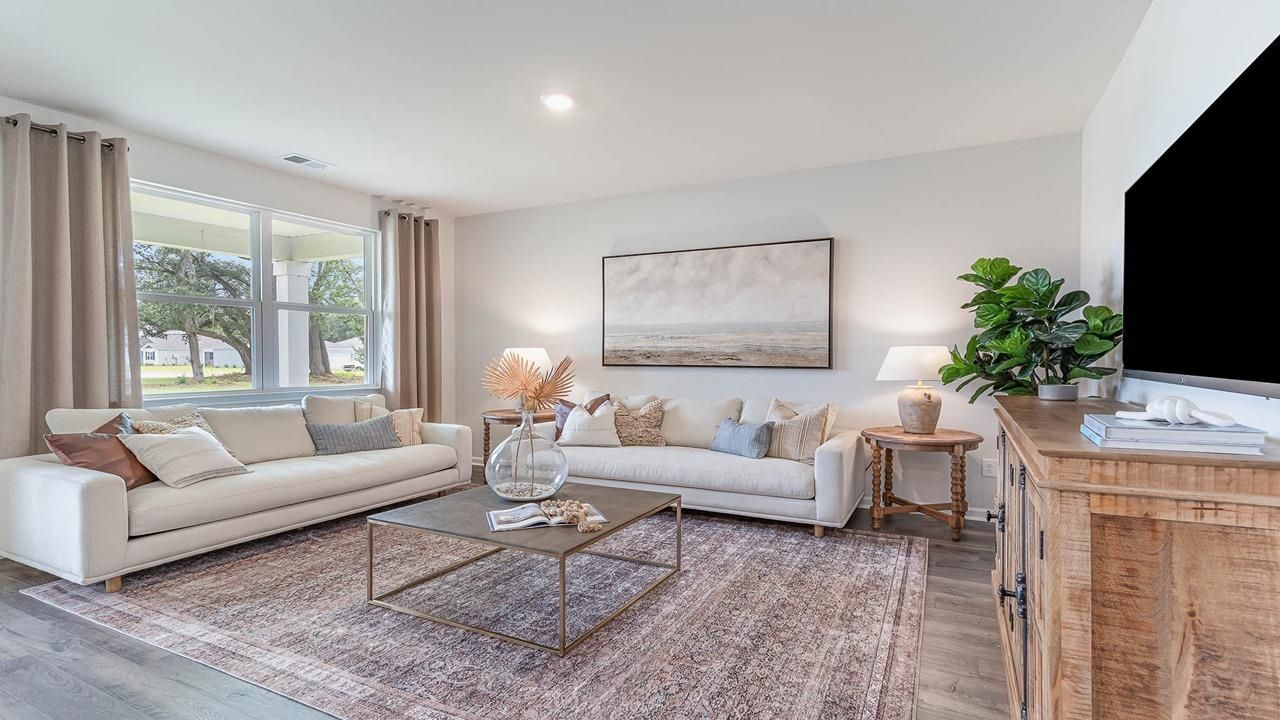 376 Glade Ct. Photo 9