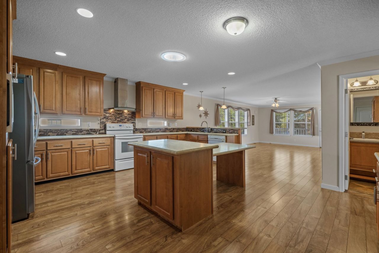 263 Walden Lake Rd. Photo 6