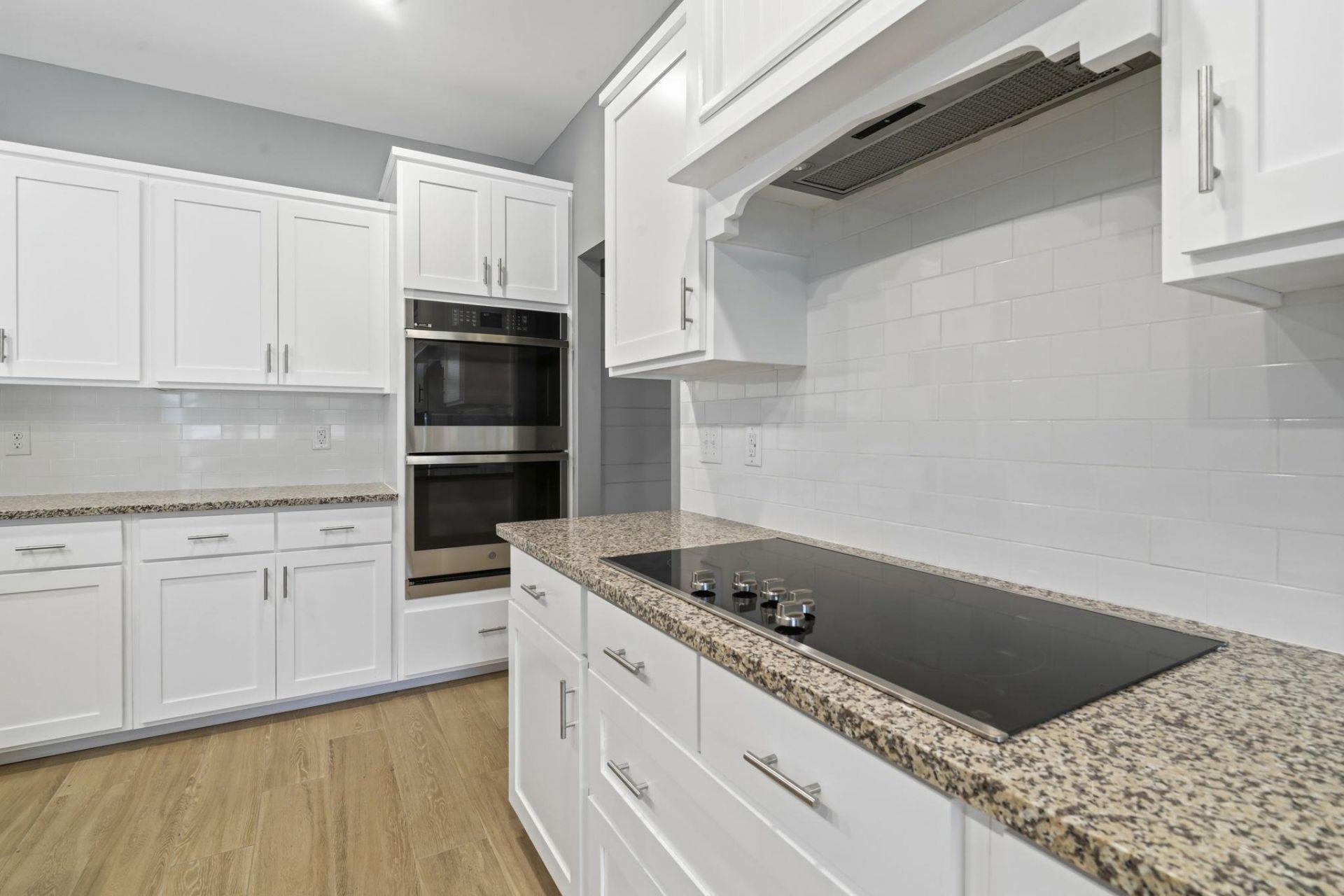 6318 Salem Rd. Photo 10