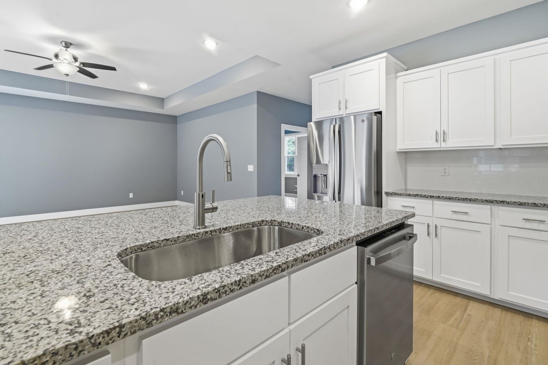 6318 Salem Rd. Photo 12