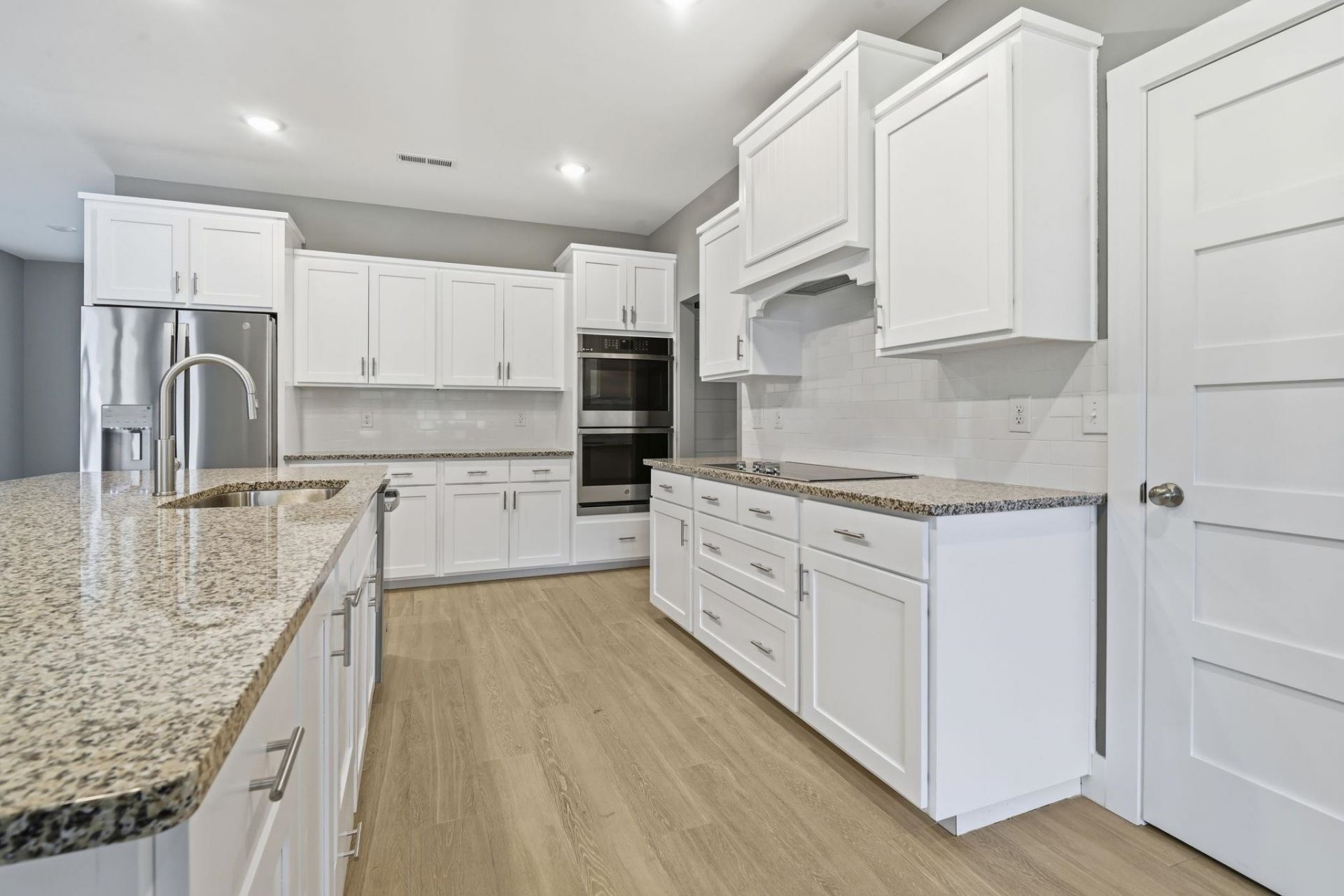 6318 Salem Rd. Photo 9