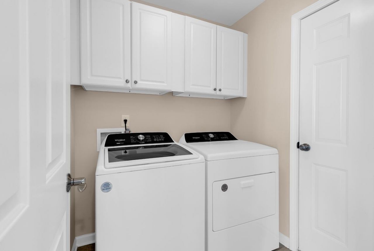 312 Barclay Dr. Photo 16