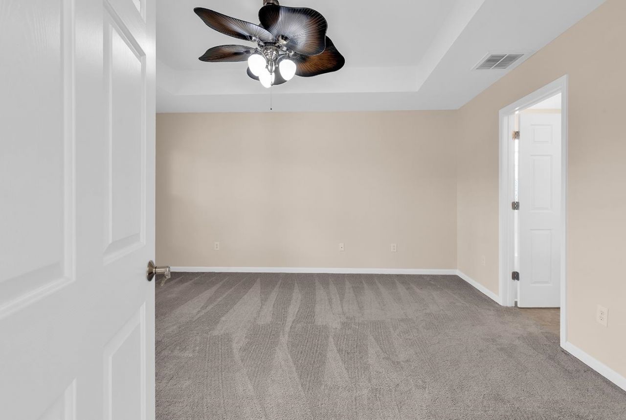 312 Barclay Dr. Photo 17