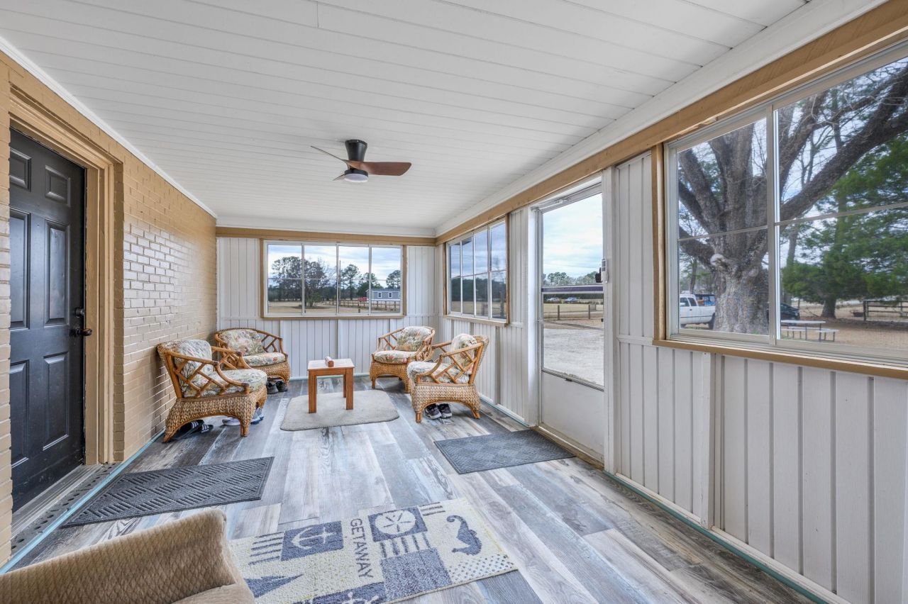 9300 Lake Swamp Rd. Photo 17