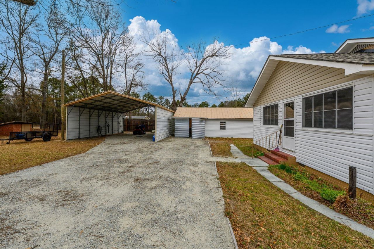 9300 Lake Swamp Rd. Photo 28