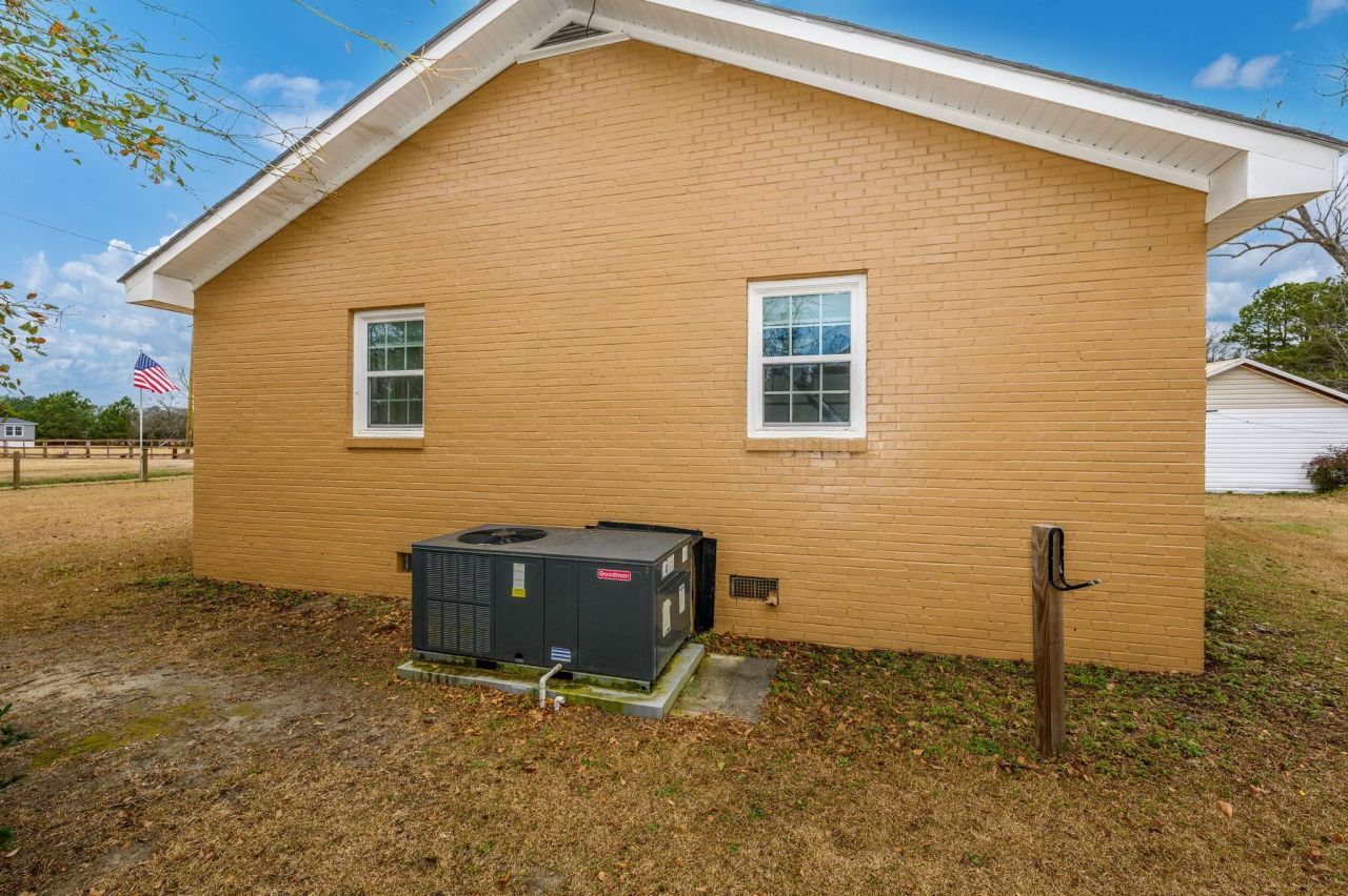 9300 Lake Swamp Rd. Photo 31