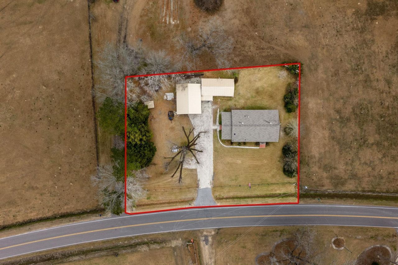 9300 Lake Swamp Rd. Photo 32