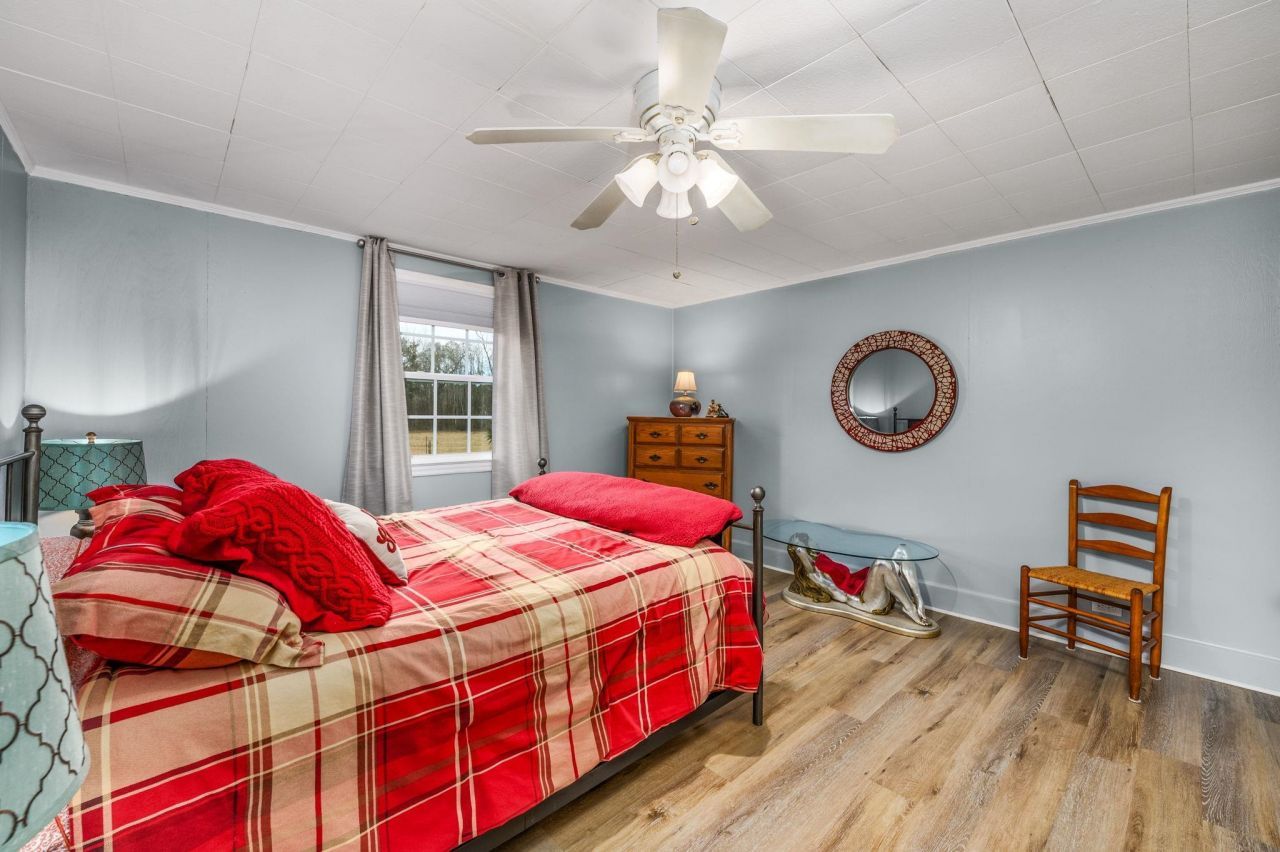 9300 Lake Swamp Rd. Photo 9