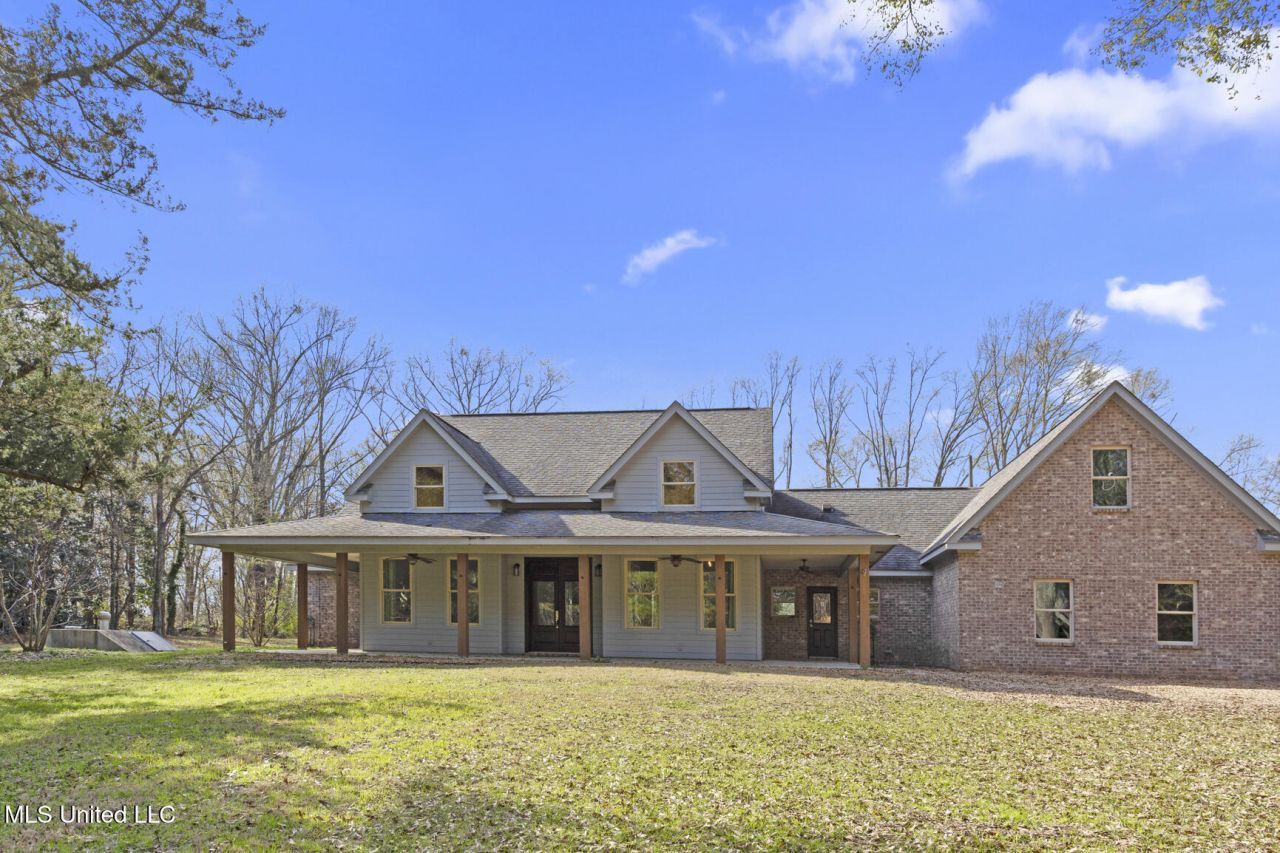 236 Childress Lane, Flora, MS 39071 Main Photo