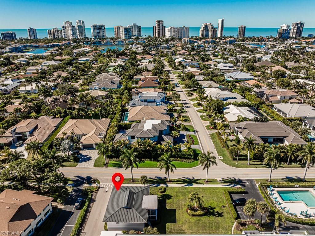 4180 Belair Ln, Unit B, Naples, FL 34103 Photo