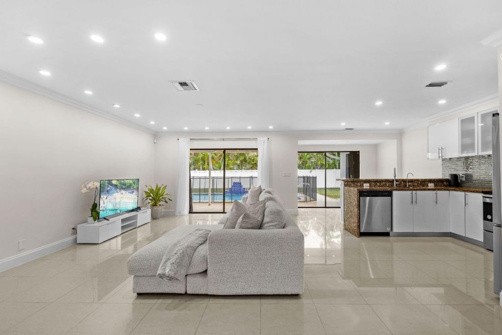 3411 N Park Road, Hollywood, FL 33021 Photo