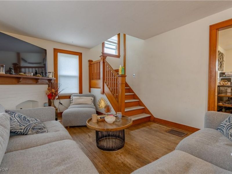 449 Palm Avenue, Akron, OH 44301 Photo 6