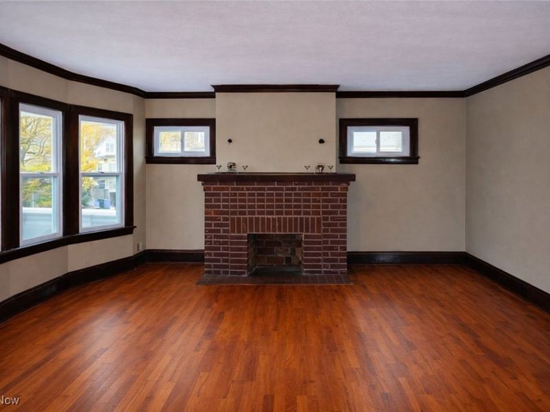 676-678 E 91st Street, Cleveland, OH 44108 Photo 4