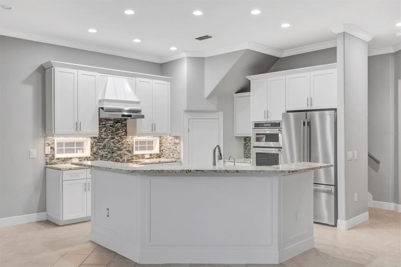 4510 Murcia Boulevard, Unit 16, Sarasota, FL 34238 Photo