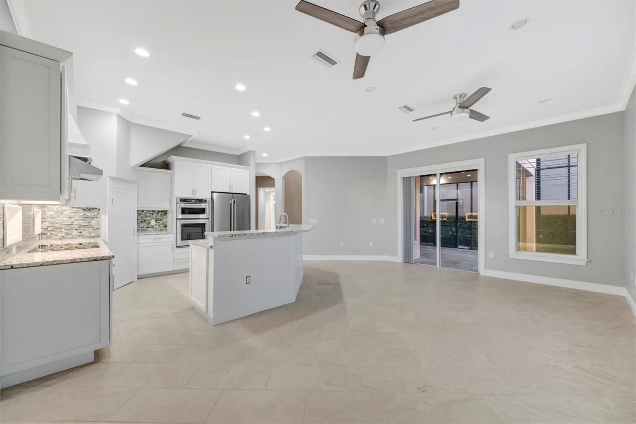 4510 Murcia Boulevard, Unit 16, Sarasota, FL 34238 Photo