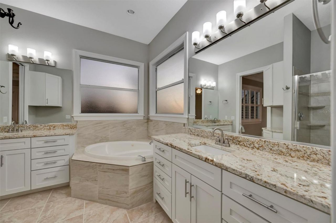 4510 Murcia Boulevard, Unit 16, Sarasota, FL 34238 Photo