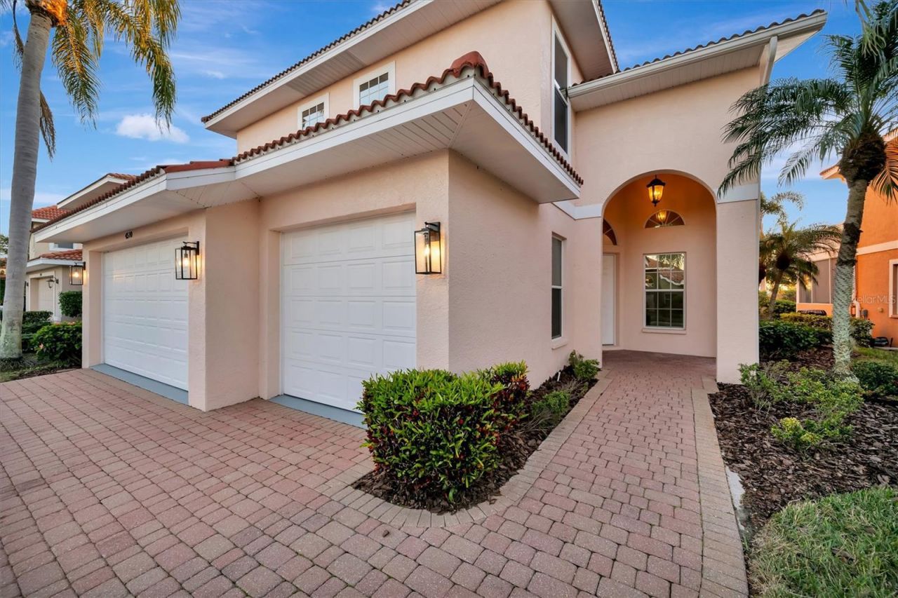4510 Murcia Boulevard, Unit 16, Sarasota, FL 34238 Photo