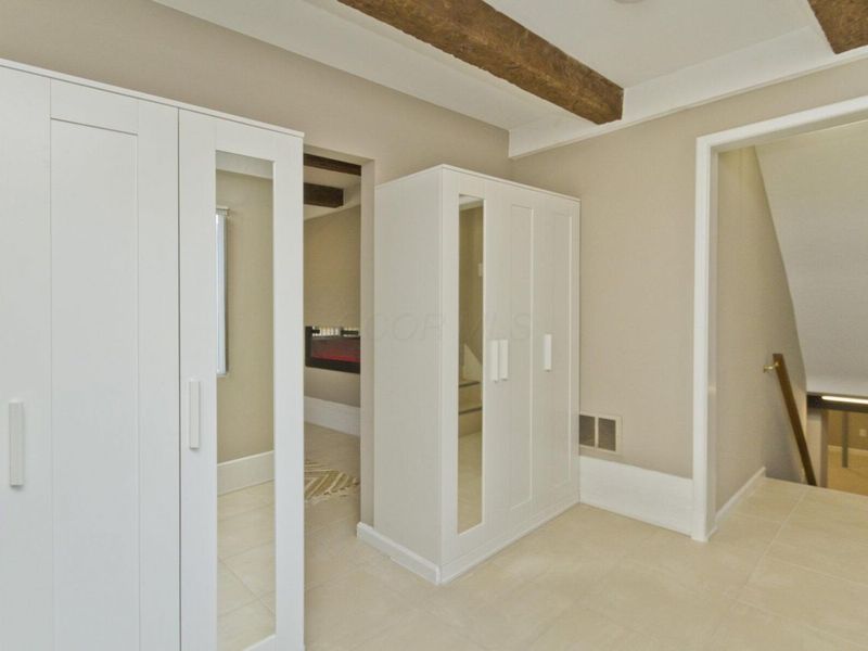 205 N Gould Road , Columbus, OH 43209 Photo 14